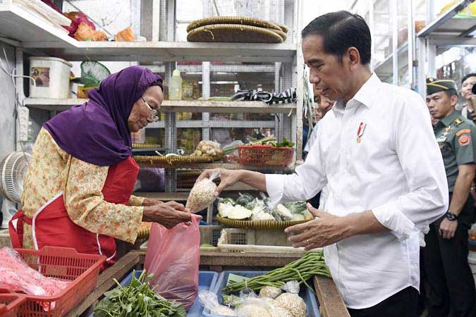  Presiden Jokowi Ingin Pasar Tradisional Kembangkan Ekosistem Online