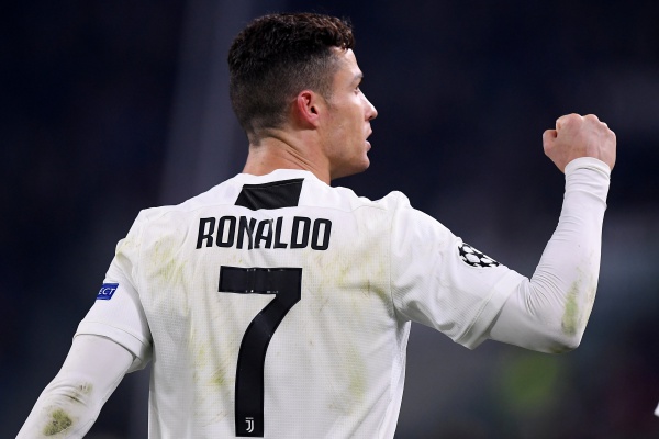  Cristiano Ronaldo : Juve Memboyong Saya Untuk Malam Ajaib Seperti Ini