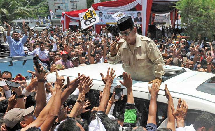  Prabowo-Sandi Berjanji Batasi Tenaga Kerja Asing
