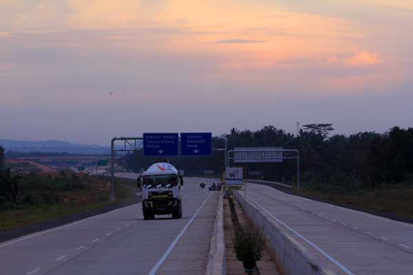  Tol Kuala Tanjung Dapat Dukungan Konstruksi 50 Km
