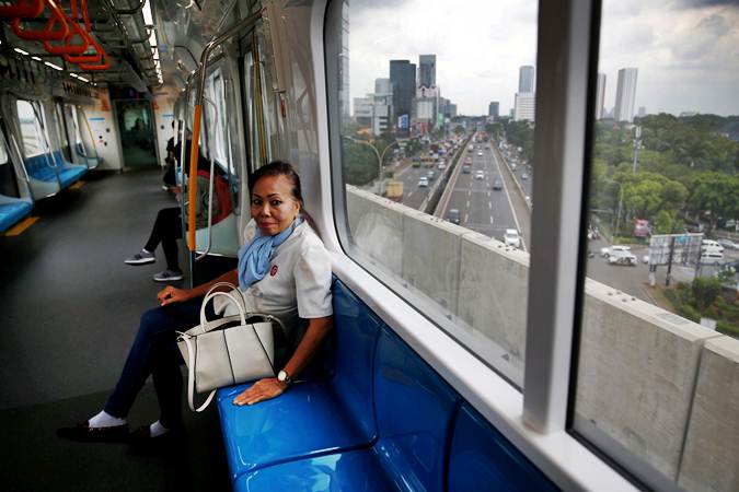  Tarif MRT Harus Bersaing Dengan Tarif Angkutan Umum Lain