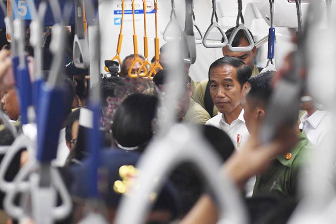  Jokowi Minta Tarif MRT Diputuskan Sebelum Peresmian 24 Maret 2019