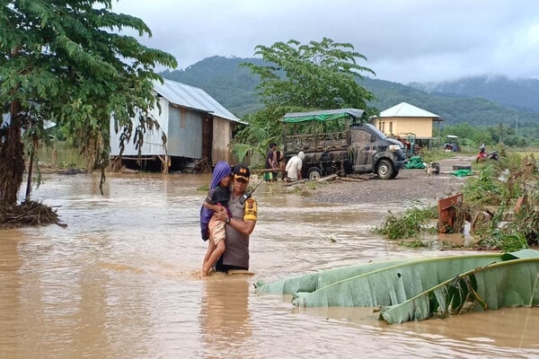  Trauma Bencana, 427 Warga Manggarai Barat Masih Mengungsi