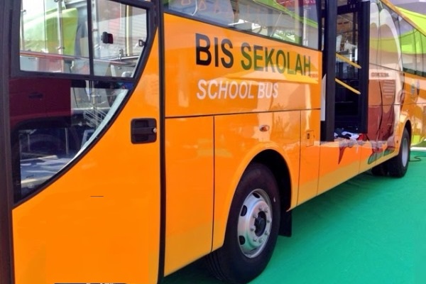  Bus Penuh Anak Sekolah Dibakar Sopirnya
