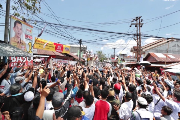  Kilas Balik Kampanye Capres di Hari Pertama, Beda Gaya Jokowi dan Prabowo