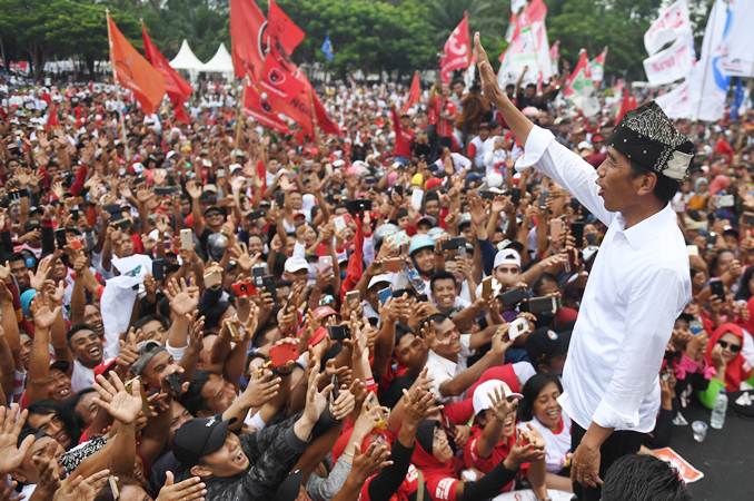  Jokowi Kampanye Terbuka di Banyuwangi