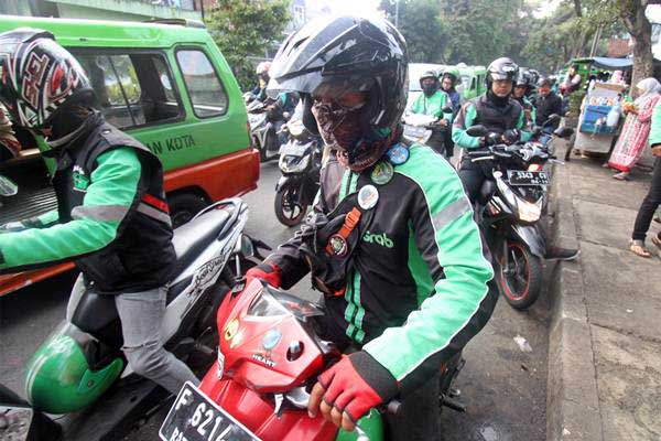  Bingung Naik Turunkan Penumpang, Shelter Khusus Ojol Wajib Tersedia