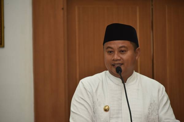  Mahasiswa Desak Wagub Jabar Hadiri Sidang Dugaan Korupsi Tasikmalaya