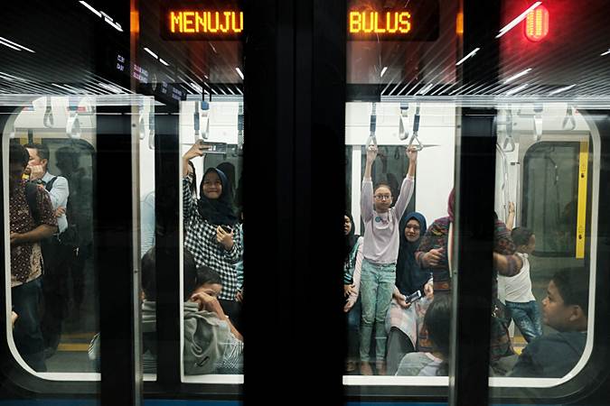  MRT Beroperasi Komersial Mulai 1 April 2019, Begini Cara Bayarnya