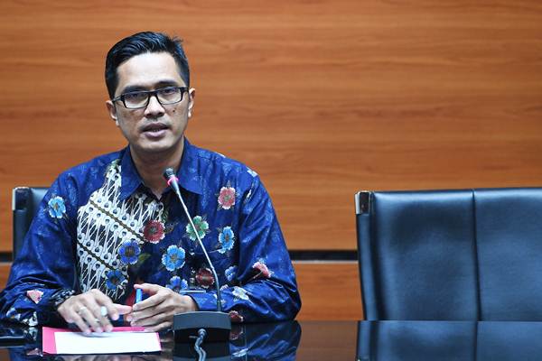 Juru Bicara KPK Febri Diansyah memberikan keterangan di Gedung KPK, Jakarta./ANTARA-Sigid Kurniawan
