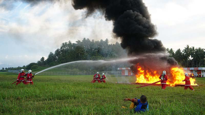  Antisipasi Kecelakaan Pesawat Akibat Cuaca Buruk, Bandara Sam Ratulangi Gelar Simulasi Hot Drill