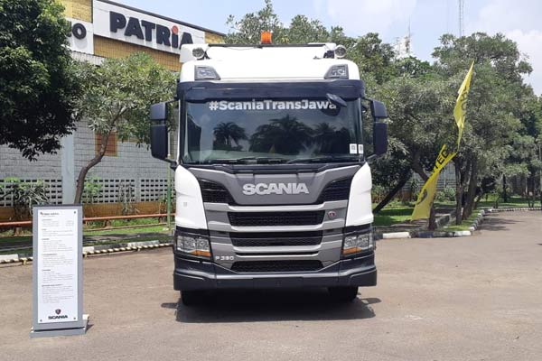  United Tractors Selenggarakan Program #ScaniaTransJawa Bagi Mitra Usaha