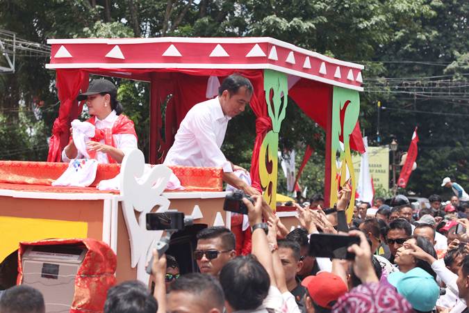  Kampanye Jokowi di Palembang Diiringi Pawai Budaya