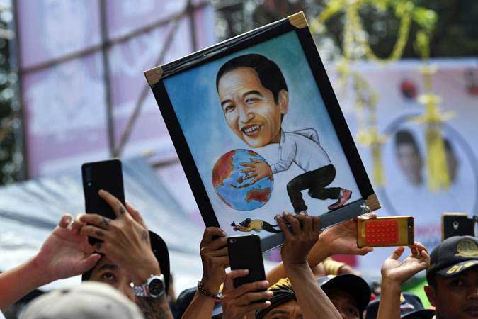  Kampanye di Brebes, Jokowi Basah Kuyup