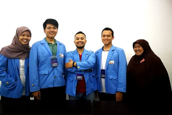  Mahasiswa STMIK Nusa Mandiri Menjuarai Kompetisi ITechno Cup 2019