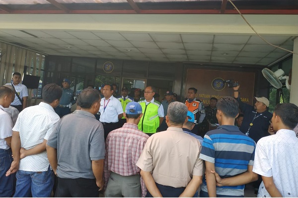  Bandar Udara Internasional Juanda Gelar Operasi Gabungan Penertiban Calo dan Transportasi Liar