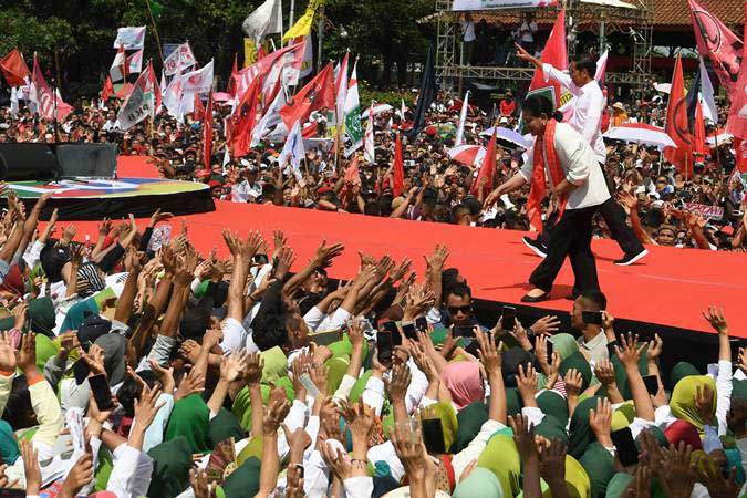  Kampanye di Cirebon, Jokowi Serukan Kemenangan di Jawa Barat 