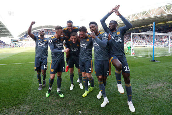  Hasil Liga Inggris : Leicester, Burnley, Palace Menang Tandang