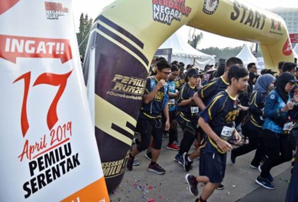  Fadli Zon Tuding KPU Adu Kampanye Akbar Prabowo-Sandi Dengan Pemilu Run