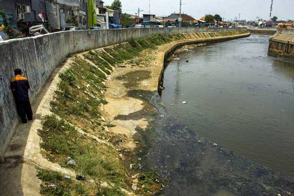  Normalisasi Ciliwung Terkendala Pembebasan Lahan