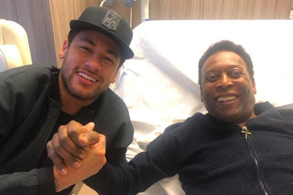  Dikunjungi Neymar, Pele Merasa Jauh Lebih Baik