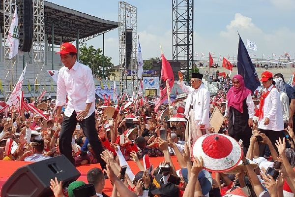  Kampanye di Karawang, Jokowi : Jangan Ada Isu Fitnah Lagi!