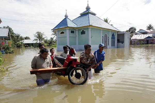  Banjir, Jalan Jatibarang-Indramayu Ditutup