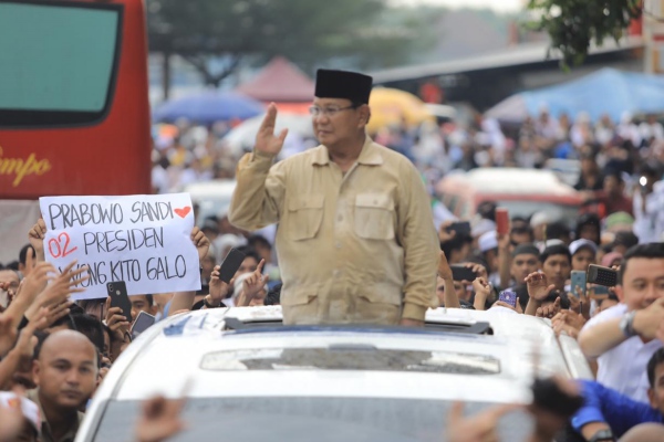  Prabowo Janji Akan Bangun Industri Mobil Dalam Negeri