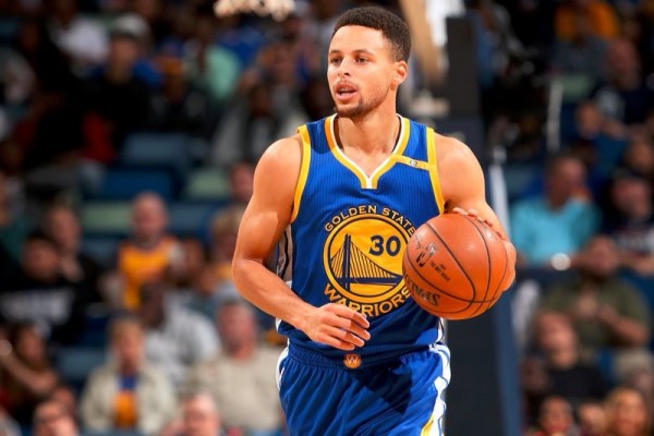 Warriors Lolos ke Playoff Basket NBA, Terancam Tanpa Stephen Curry