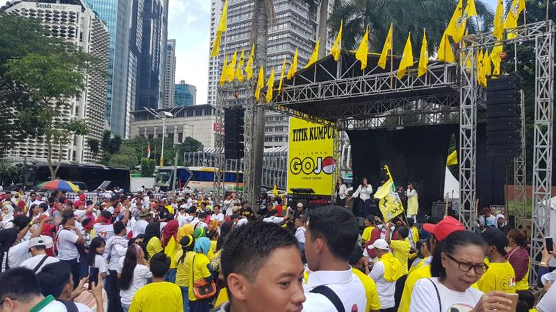  Situasi Terkini Konser Putih Bersatu, Pendukung Jokowi-Amin Padati GBK