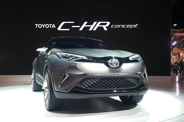  Toyota Siapkan CHR Hybrid Rp500 Jutaan