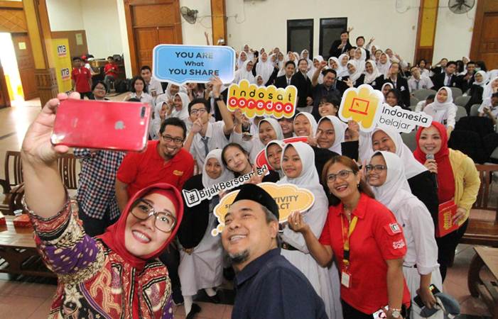  Indosat Ooredoo Kampanye #BijakBersosmed di 25 Kota
