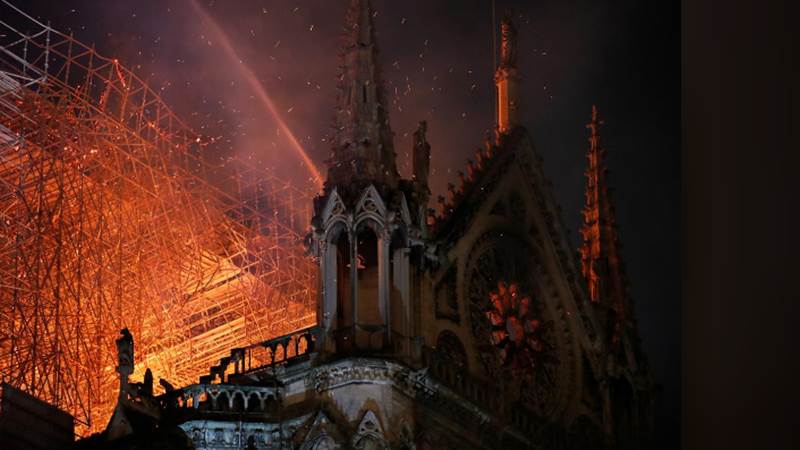  Struktur Utama Katedral Notre-Dame Paris Selamat dari Amukan Api