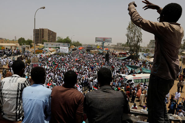  Presiden Sudan Terguling Ditahan di Ruang Isolasi?