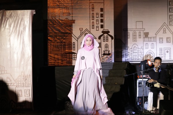  Desainer Fesyen Muda Ramaikan Islamic Fashion Festival 2019