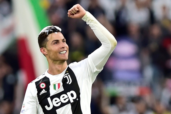  Cristiano Ronaldo Tetap Bertahan di Juventus Musim Depan