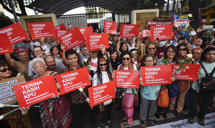  Aksi Terima Kasih KPU dari Aliansi Masyarakat Sipil Untuk Kemanusiaan