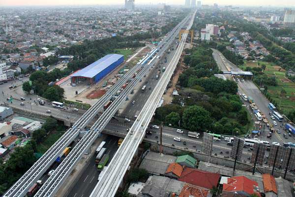  MUDIK LEBARAN : Konstruksi Tol Layang Japek Setop H-10