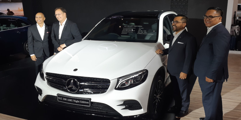  Mercedes-Benz GLC AMG Night Edition Sita Perhatian Pengunjung IIMS 2019