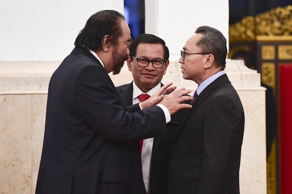 Ada Apa Dengan Pertemuan Ketum PAN Zulkifli Hasan dengan Presiden Jokowi?