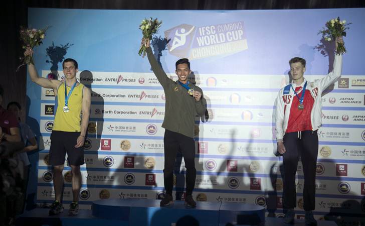  Alfian M. Fajri Juara Dunia Kejuaraan Panjat Tebing di China