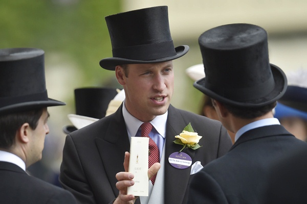  Kunjungi Korban Penembakan di Christchurch, Pangeran William Teringat Sang Ibunda