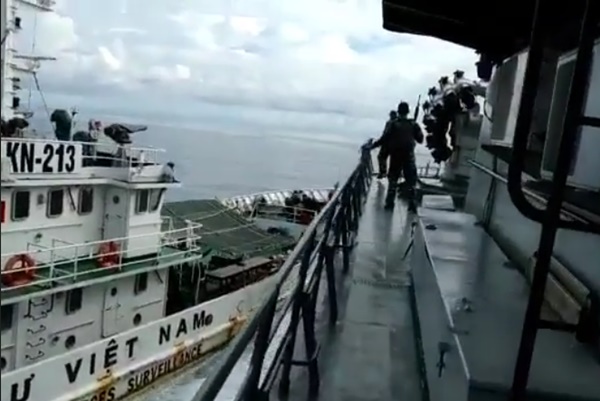  Kapal Dinas Perikanan Vietnam Menabrak KRI Tjiptadi 381, Indonesia Sampaikan Protes
