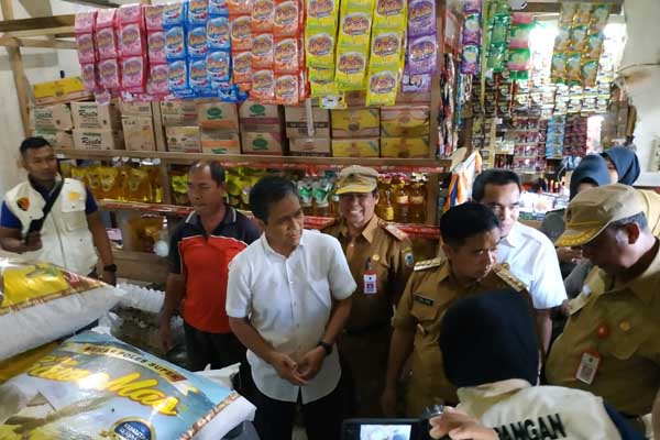  Harga Daging Ayam & Bawang Putih Jadi Sorotan Disdag Kalsel