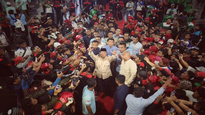  MAY DAY: Setelah Marahi Media Massa, Prabowo Berpantun 3 Kali