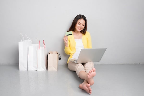  Women & E-Commerce Survey 2019 #UntukPerempuan ; Banyak Promo dan Harga Kompetitif Jadi Faktor Perempuan Indonesia Rekomendasikan E-Commerce