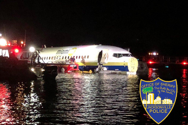  Boeing 737-800 Miami Air Tercebur ke Sungai di Dekat Florida