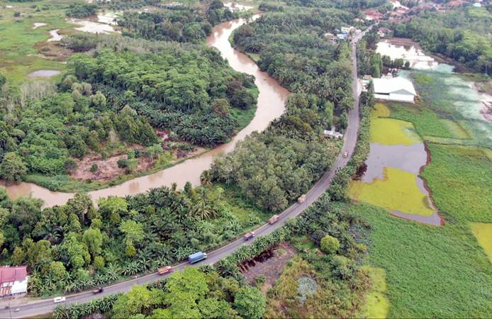  Perbaikan Jalan Lintas Sumatra Dikebut Jelang Mudik Lebaran