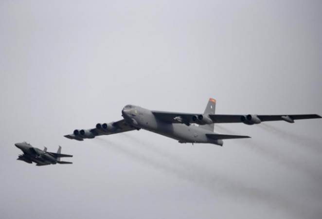  AS-Iran Memanas, Pentagon Kirim Kapal Induk dan Pesawat Pembom B-52 ke Timur Tengah 