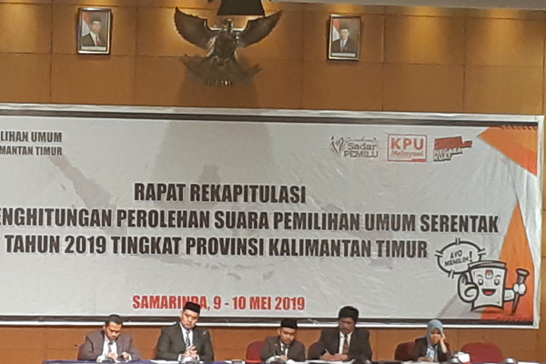  KPU Kaltim Gelar Pleno Rekapitulasi Suara Akhir